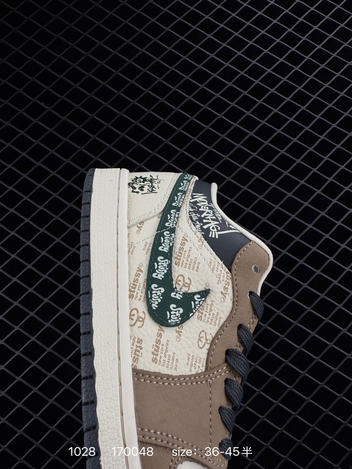 Air Jordan 1 Retro Low